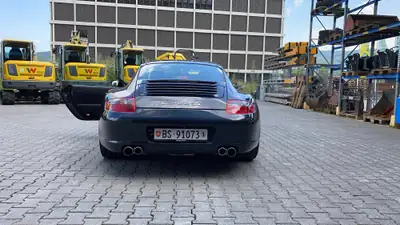 Porsche 911 Carrera 4S — Sportive iconique, transmission automatique, 169 000 km — intérieur