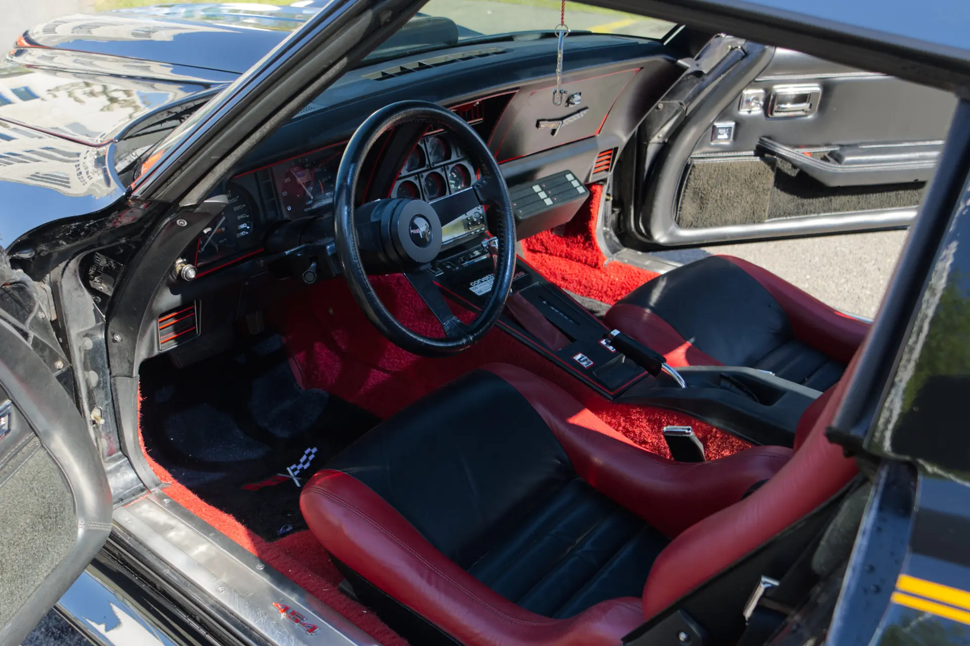 Chevrolet Corvette C3 L82 — Légende américaine 1980, exemplaire d'époque impeccable — vista esterna