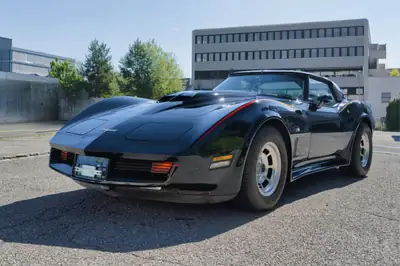 Chevrolet Corvette C3 L82 — Légende américaine 1980, exemplaire d'époque impeccable — fianco