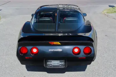 Chevrolet Corvette C3 L82 — Légende américaine 1980, exemplaire d'époque impeccable — interni