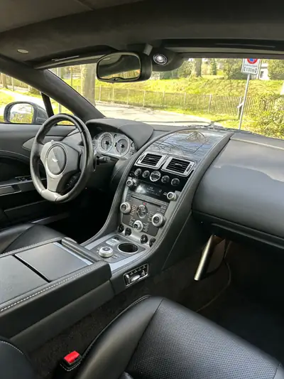 Aston Martin Rapide 5.9 V12 Touchtronic — Grand tourisme 4 places, 476 ch, sans accident — Miniatura 9