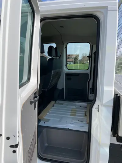 VW Crafter 35 2.0 TDI — Utilitaire robuste, faible kilométrage, parfait pour les professionnels — Innenraum
