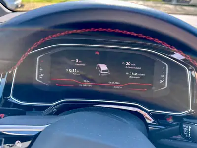 VW Polo 2.0 TSI GTI DSG — Performance sportive et équipements premium pour petit budget — détail
