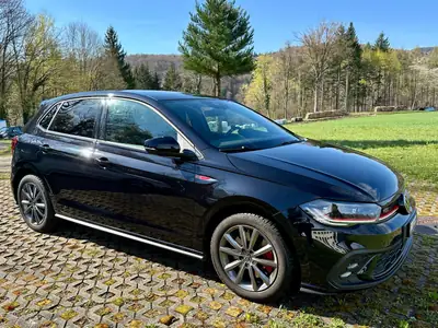 VW Polo 2.0 TSI GTI DSG — Performance sportive et équipements premium pour petit budget — Miniature 10