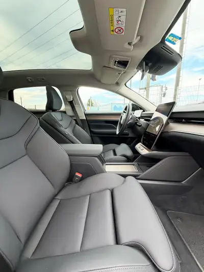 Volvo ES90 Plus — Berline électrique 333 ch, peu kilométrée avec garantie 5 ans — Thumbnail 7