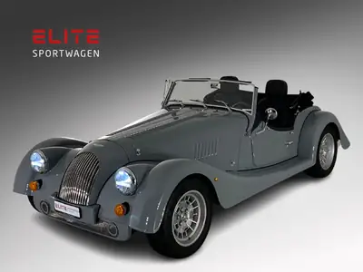 Morgan Plus Four 2.0 Automatik — Roadster British Classique, Moteur 258 ch — vue extérieure