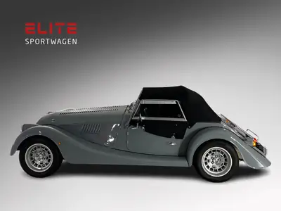 Morgan Plus Four 2.0 Automatik — Roadster British Classique, Moteur 258 ch — arrière