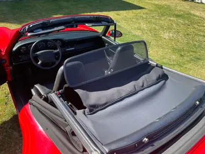 Porsche 911 993 Carrera Cabriolet — Chef-d'œuvre des années 90, kilométrage préservé — Thumbnail 7