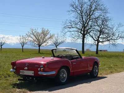 Triumph Spitfire MKIII 1968 — Cabriolet anglais mythique, sellerie neuve, 56'000 km — intérieur