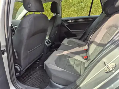 VW Golf 1.5 TSI EVO Highline DSG — Berline polyvalente, entretien à jour — dashboard