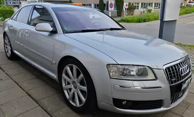 Audi A8 6.0 W12 Tiptronic — Berline de prestige, moteur mythique 450 ch — Seitenansicht