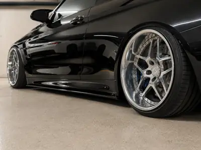 BMW M4 Coupé Black Edition — 431 ch, Toit Carbone, Véhicule de Passionné — Thumbnail 9