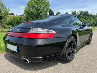 Porsche 911 Carrera 4 S — Coupé sportif légendaire, 320 ch et transmission manuelle — dettaglio