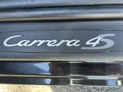 Porsche 911 Carrera 4 S — Coupé sportif légendaire, 320 ch et transmission manuelle — Miniatura 14