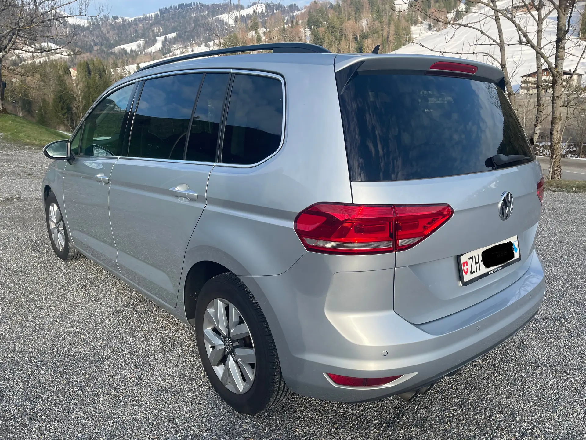 Volkswagen Touran 2017 occasion Rüti — 2