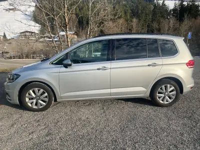 VW Touran 2.0 TDI BlueMotion — Monospace familial, motorisation efficace et fiable — exterior view