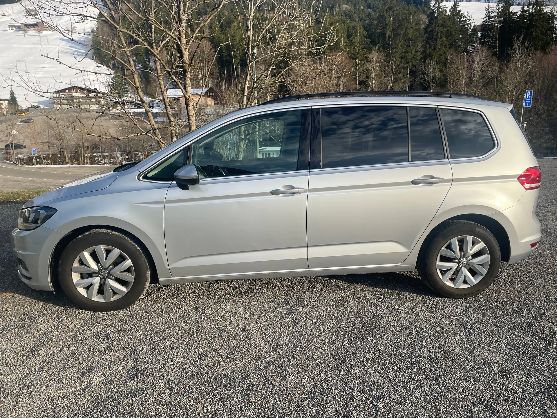 Volkswagen Touran 2017 occasion Rüti — 1