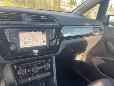 VW Touran 2.0 TDI BlueMotion — Monospace familial, motorisation efficace et fiable — Thumbnail 7
