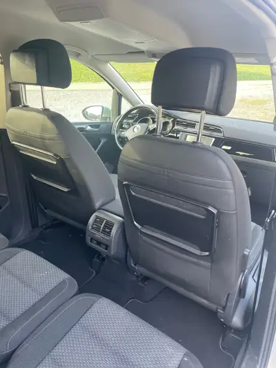 VW Touran 2.0 TDI BlueMotion — Monospace familial, motorisation efficace et fiable — Thumbnail 11