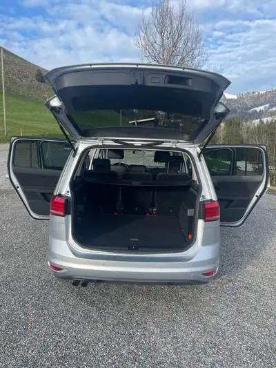 VW Touran 2.0 TDI BlueMotion — Monospace familial, motorisation efficace et fiable — Thumbnail 13
