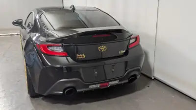 Toyota GR 86 2.4 Sport 2022 — L'ultime sportive manuelle, propulsion pure — tableau de bord