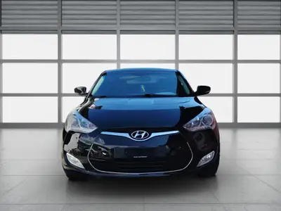 Hyundai Veloster 1.6 GDI — Coupé sportif automatique, entretien impeccable — rear view