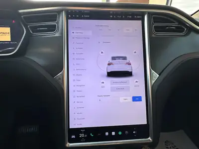 Tesla Model X 90 D — SUV électrique haute performance, 252'000 km — Thumbnail 13