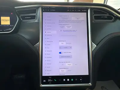 Tesla Model X 90 D — SUV électrique haute performance, 252'000 km — Thumbnail 15