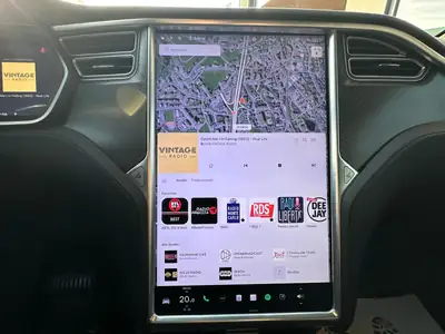 Tesla Model X 90 D — SUV électrique haute performance, 252'000 km — Thumbnail 16