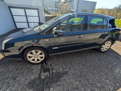 Renault Vel Satis 3.5 V6 — Monospace premium, moteur puissant et sans accident — fianco
