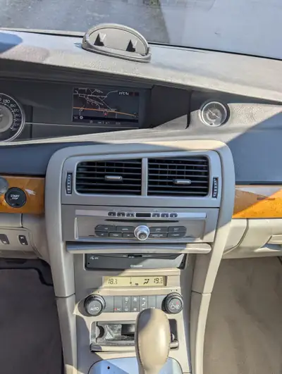 Renault Vel Satis 3.5 V6 — Monospace premium, moteur puissant et sans accident — Miniatura 13
