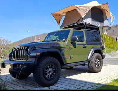 Jeep Wrangler 2.0 Rubicon Automatic — SUV légendaire, 35'000 km seulement — vue extérieure