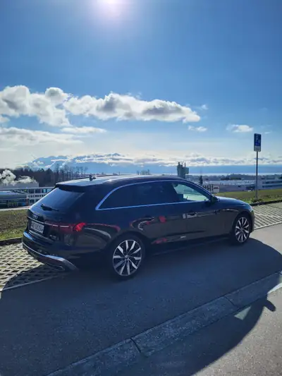 Audi A4 Avant 40 TDI S line — Break diesel puissant, quattro intégral, parfaitement entretenu — arrière
