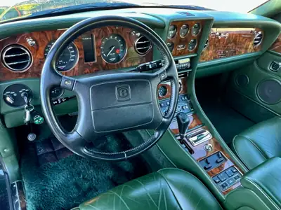 Bentley Continental R Coupé 1992 — Chef-d'œuvre britannique, 71 000 km, statut véhicule de collection — Miniatura 7