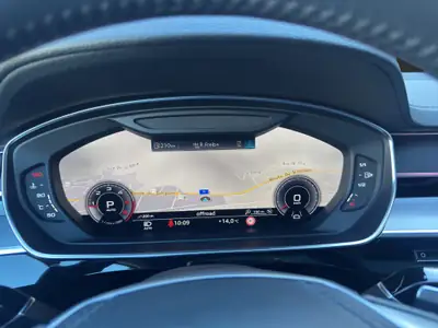 Audi A8 50 TDI Quattro — Berline de prestige hybride diesel, kilométrage modéré — Thumbnail 12