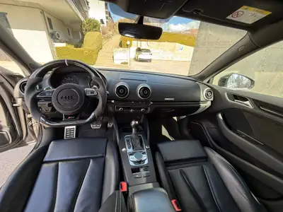 Audi RS3 2.5 TSI Quattro — Berline sportive 367 ch, sans FAP, kilométrage maîtrisé — vista posteriore