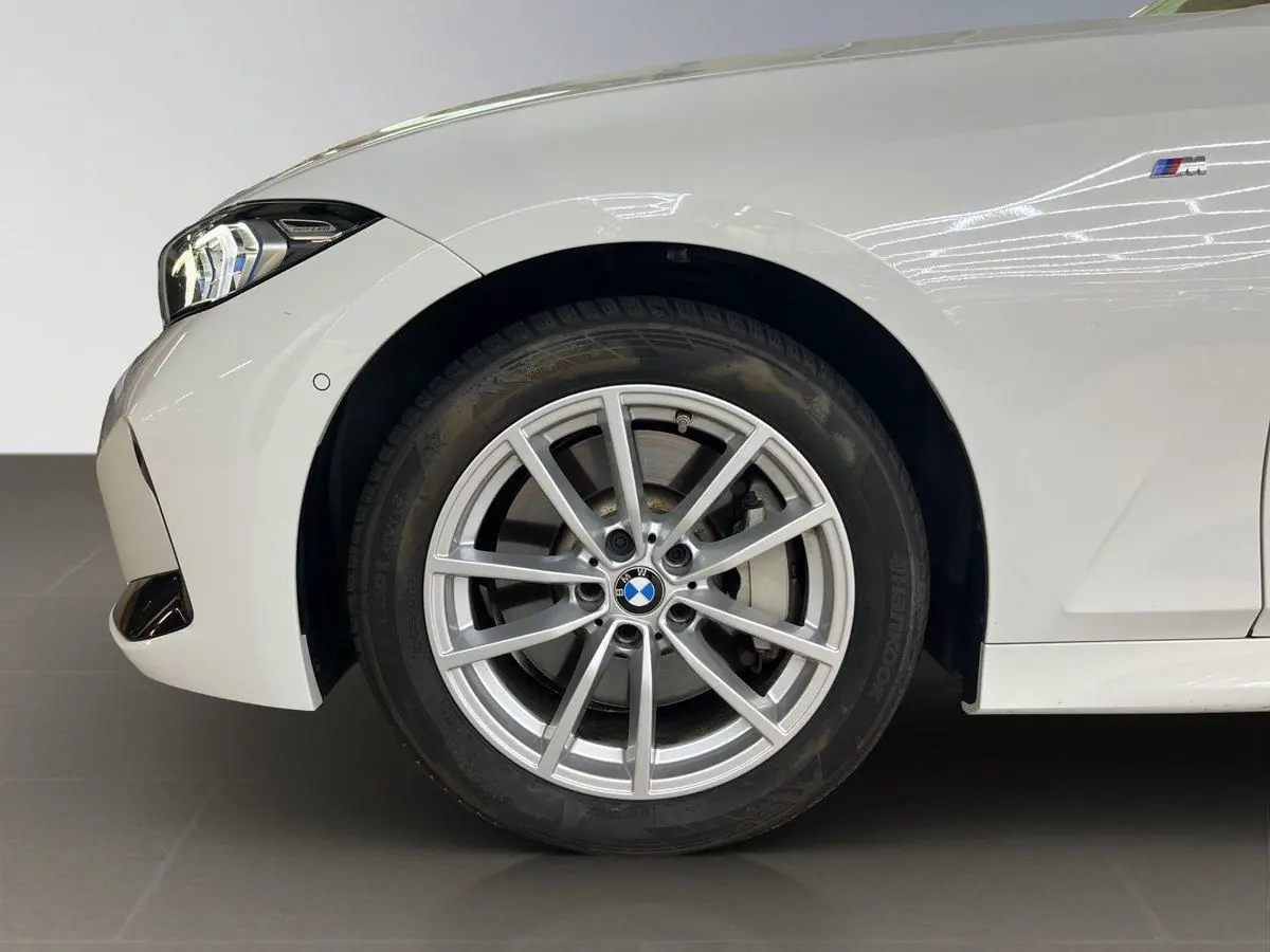 BMW 330 2023 occasion Hünenberg — 3