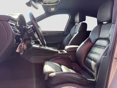 Porsche Macan Turbo PDK — SUV sportif 440 ch, entretien Porsche complet — Miniature 9