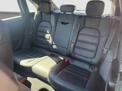 Porsche Macan Turbo PDK — SUV sportif 440 ch, entretien Porsche complet — Miniature 10