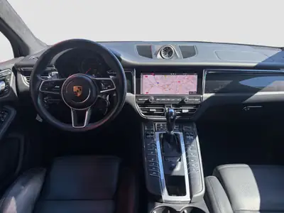 Porsche Macan Turbo PDK — SUV sportif 440 ch, entretien Porsche complet — Miniature 11