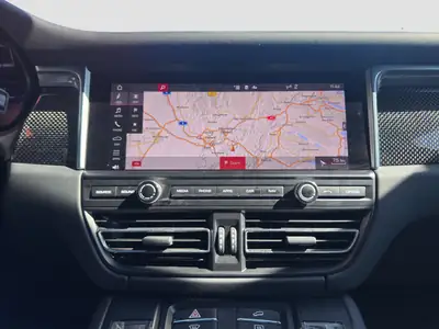 Porsche Macan Turbo PDK — SUV sportif 440 ch, entretien Porsche complet — Miniature 15