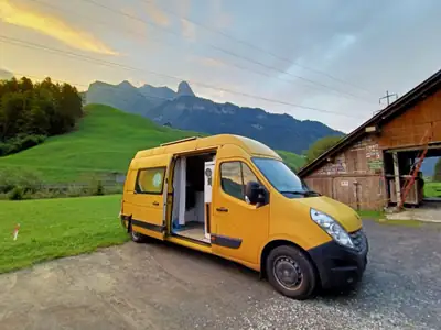 Renault Master T35 2.3 dCi L2H2 — Fourgon professionnel robuste, 136 600 km, sans sinistre — Miniatura 14