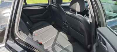 BMW 530i xDrive Touring 48V — Break premium hybride léger, 26 000 km seulement — Miniature 7