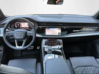 Audi Q8 50 TDI S-Line — SUV premium diesel avec direction intégrale et toit panoramique — Miniatura 12