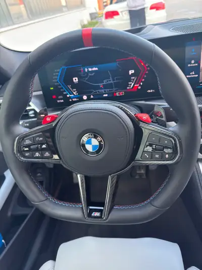 BMW M4 Coupé Competition M xDrive — 530 ch, design noir élégant, peu kilométré — Thumbnail 7