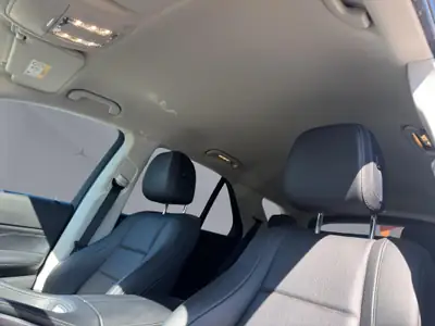 Mercedes-Benz GLE 450 4MATIC — SUV premium hybride avec 100 000 km — Miniature 11