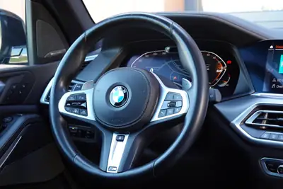 BMW X5 xDrive 40d M Sport — SUV premium diesel, équipé et fiable — Miniature 12