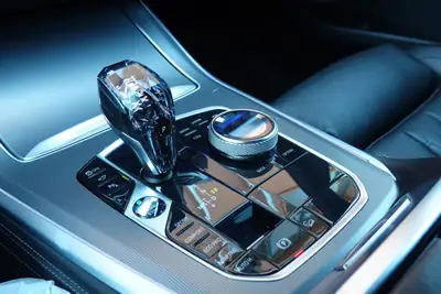 BMW X5 xDrive 40d M Sport — SUV premium diesel, équipé et fiable — Miniature 21