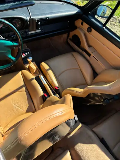 Porsche 911 Targa 993 — Chef-d'œuvre cabriolet des années 90, 286 ch et boîte manuelle — Miniature 13
