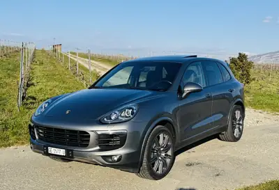 Porsche Cayenne S Diesel — 385 CV, Prestige SUV avec Garantie jusqu'à 2027 — vista esterna